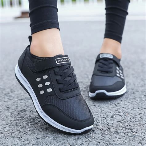 best comfortable sneakers everyday wear